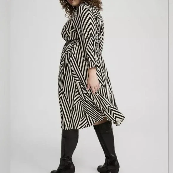 NWT Torrid Black Striped Midi Challis Button Up Shirt Dress Pockets Size 2X - Picture 3 of 10